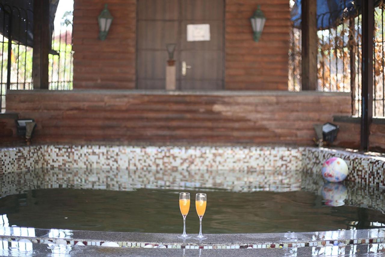 The Boulevard Villa By Veo - Part Of Stayvista Lonavala Ngoại thất bức ảnh